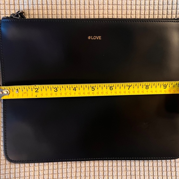 NWT- GREAT 🎁 Ports 1961 men’s skinny black clutch with logo on front - Picture 8 of 16